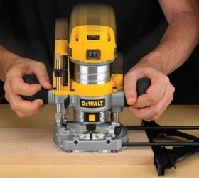 Défonceuse DEWALT 8 Mm Et 900 W - D26203 4 Défonceuse DEWALT 8 Mm Et 900 W - D26203 – Image 2