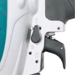 Meilleures ventes 2 Cloueur Pneumatique 8,3 Bar 32 Ã 64 Mm MAKITA - AF635