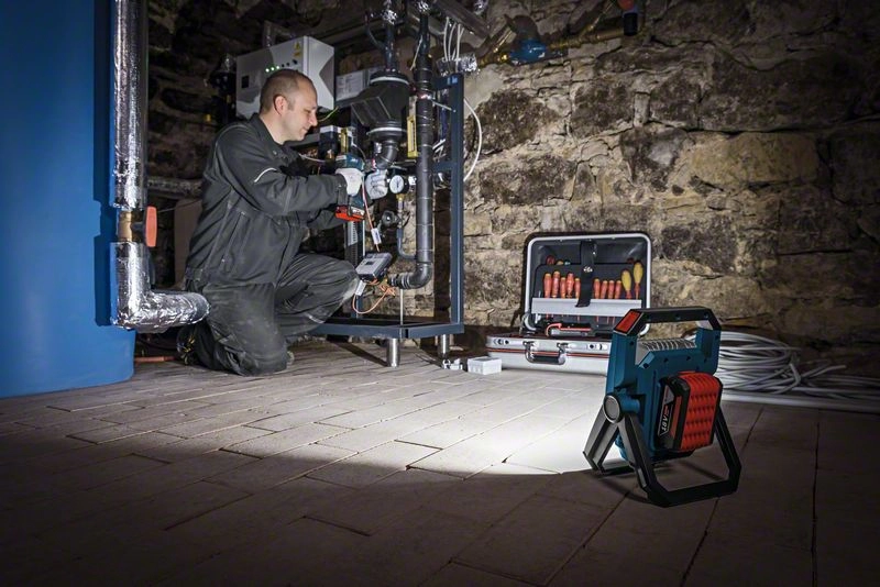 Lampe Gli 18V-1900 BOSCH - 0601446400 4 Lampe Gli 18V-1900 BOSCH - 0601446400 – Image 2