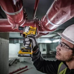 Boulonneuse à Chocs 1/2" XR 18V 1.7Ah Li-Ion Brushless Jonc Sécurité Powerstack DEWALT - DCF921E2T-QW 9 Boulonneuse à Chocs 1/2" XR 18V 1.7Ah Li-Ion Brushless Jonc Sécurité Powerstack DEWALT - DCF921E2T-QW -Atelier D'outillage dcf921e2t a1